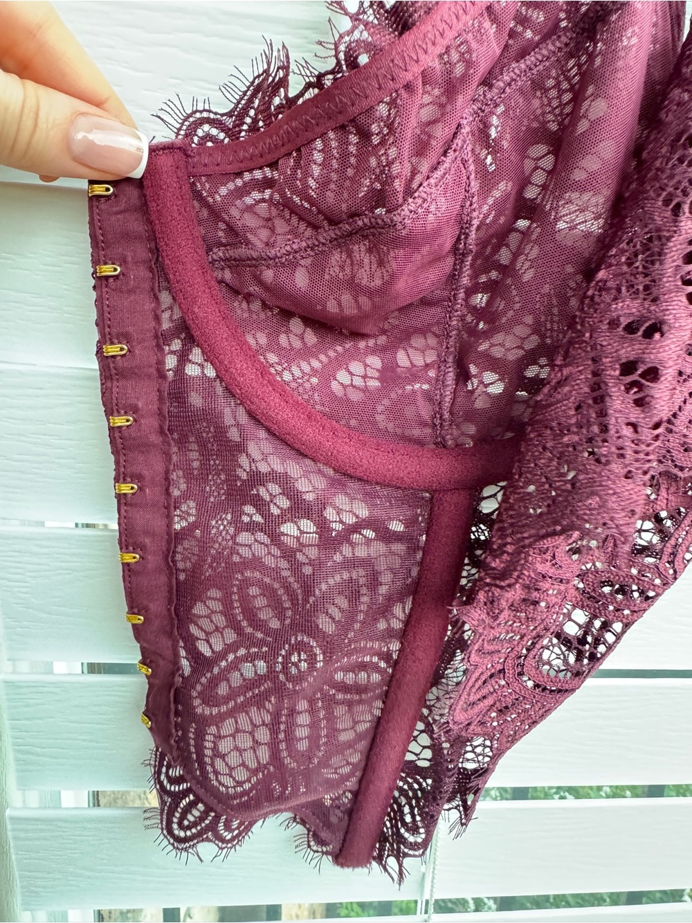Anthropologie The Giselle Lace Bustier Front Closure Burgundy Lace Bralette L - Picture 10 of 10